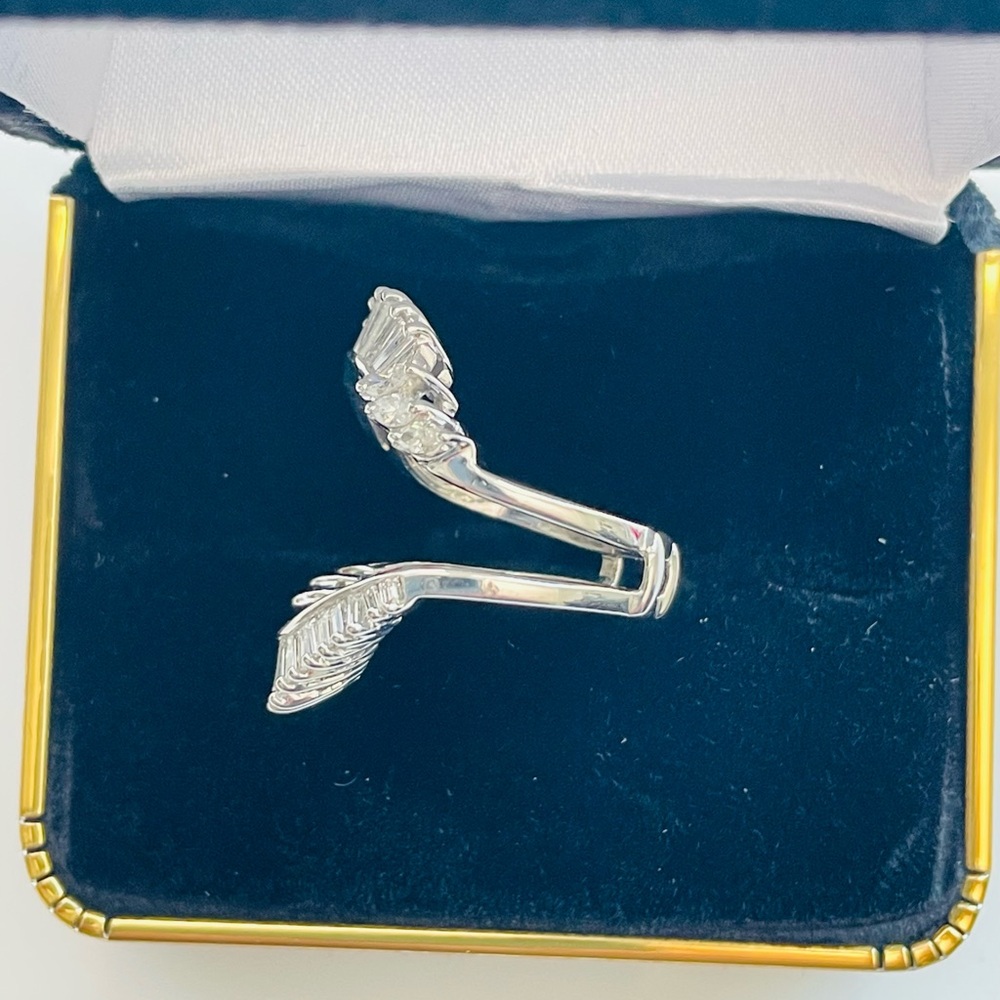 Diamond 💍 Jacket Ring - Picture 2 of 10